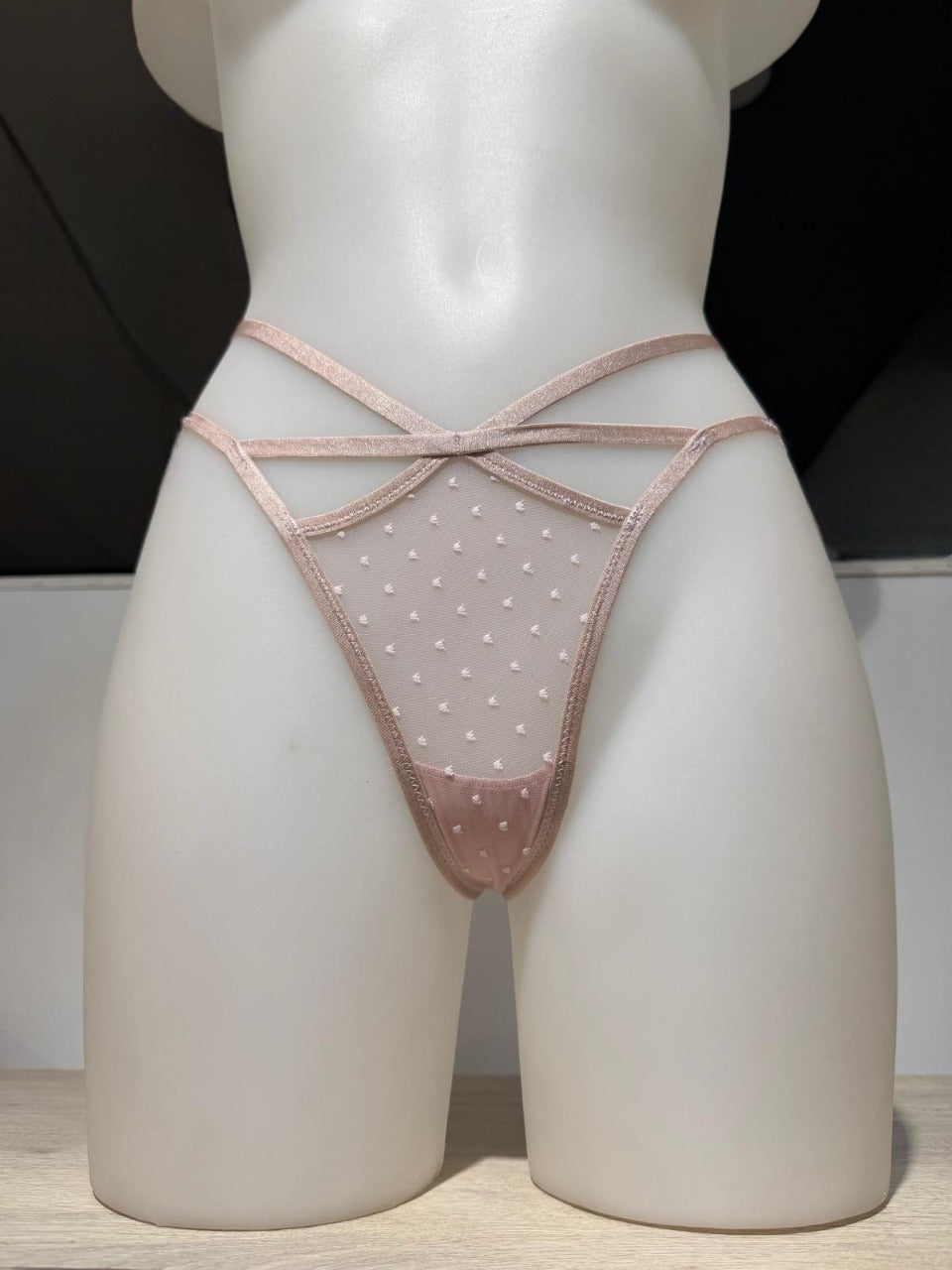 Braga brasileña Lunares con Encaje