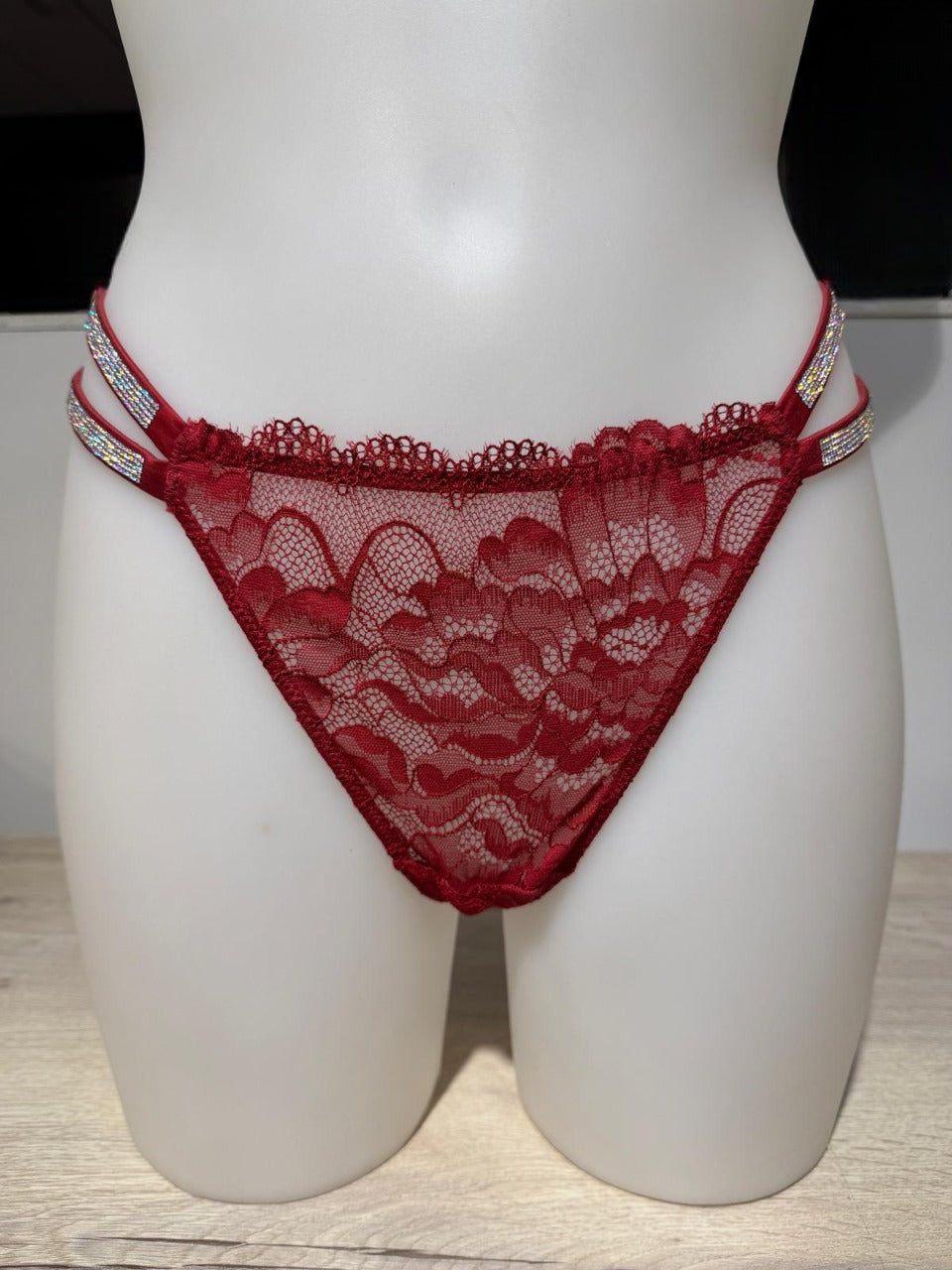 Tanga Lateral Brillante